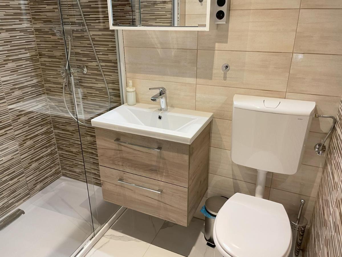 Mano Guesthouse Будапеща Екстериор снимка