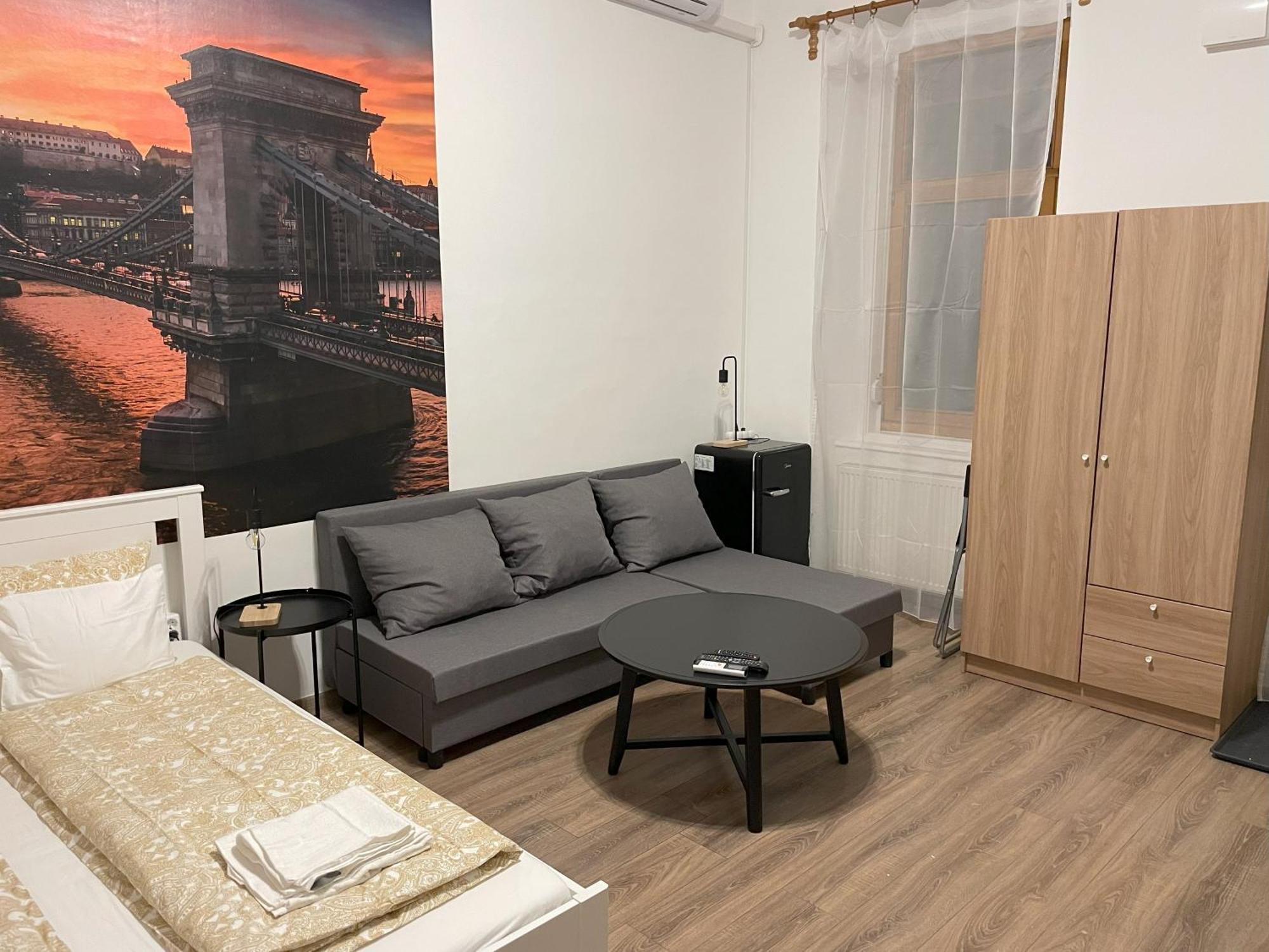 Mano Guesthouse Будапеща Екстериор снимка