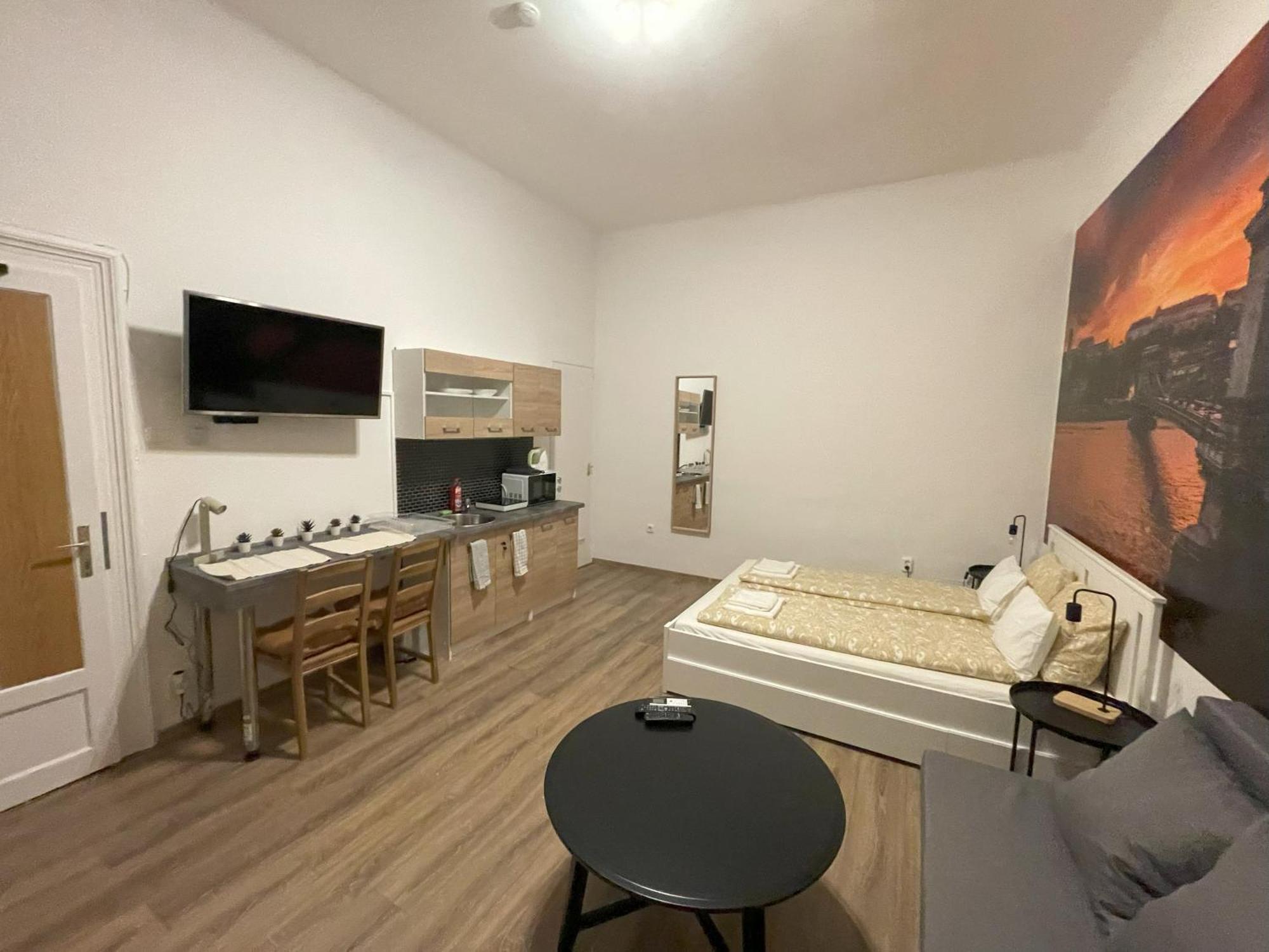 Mano Guesthouse Будапеща Екстериор снимка