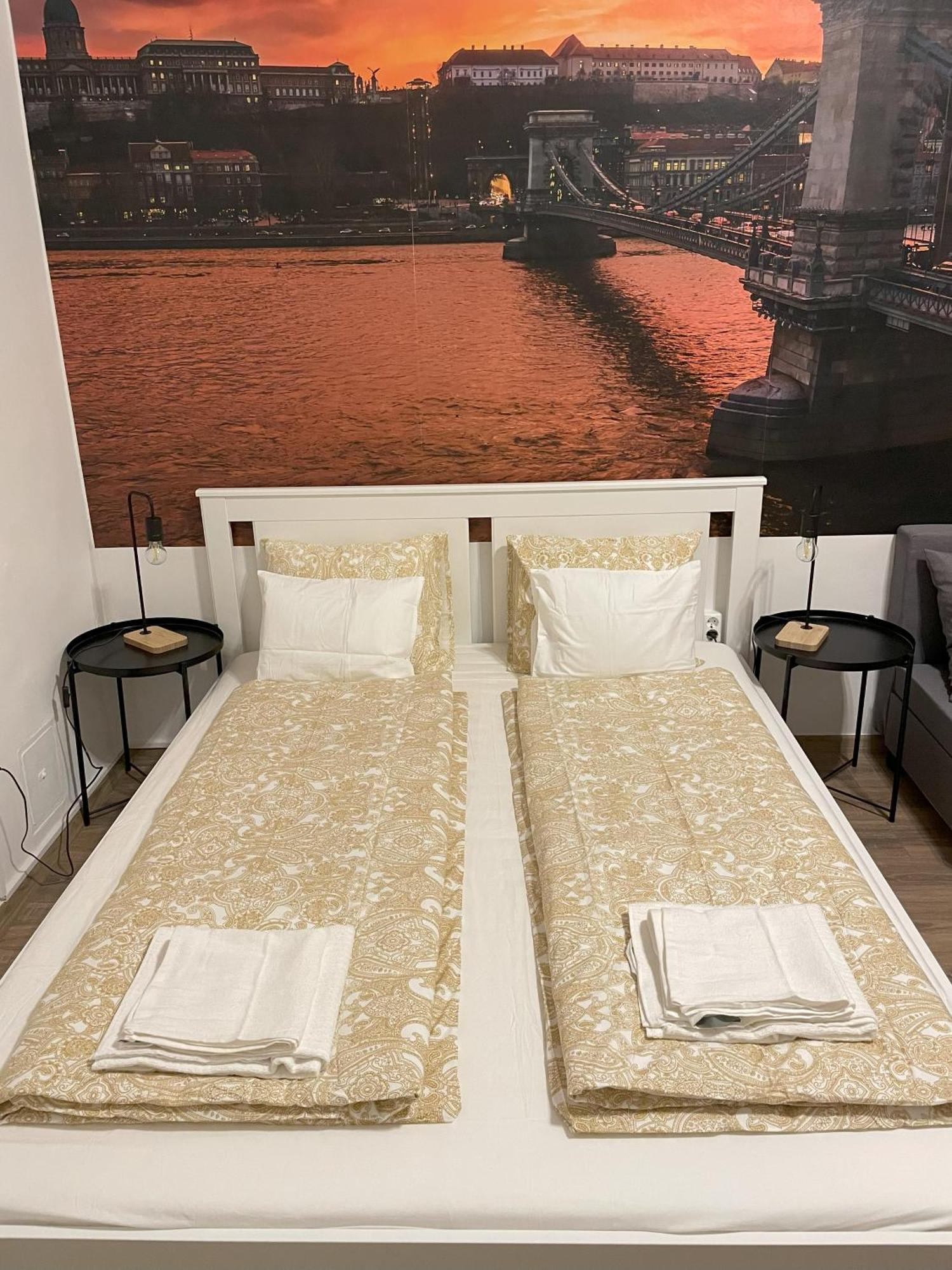Mano Guesthouse Будапеща Екстериор снимка
